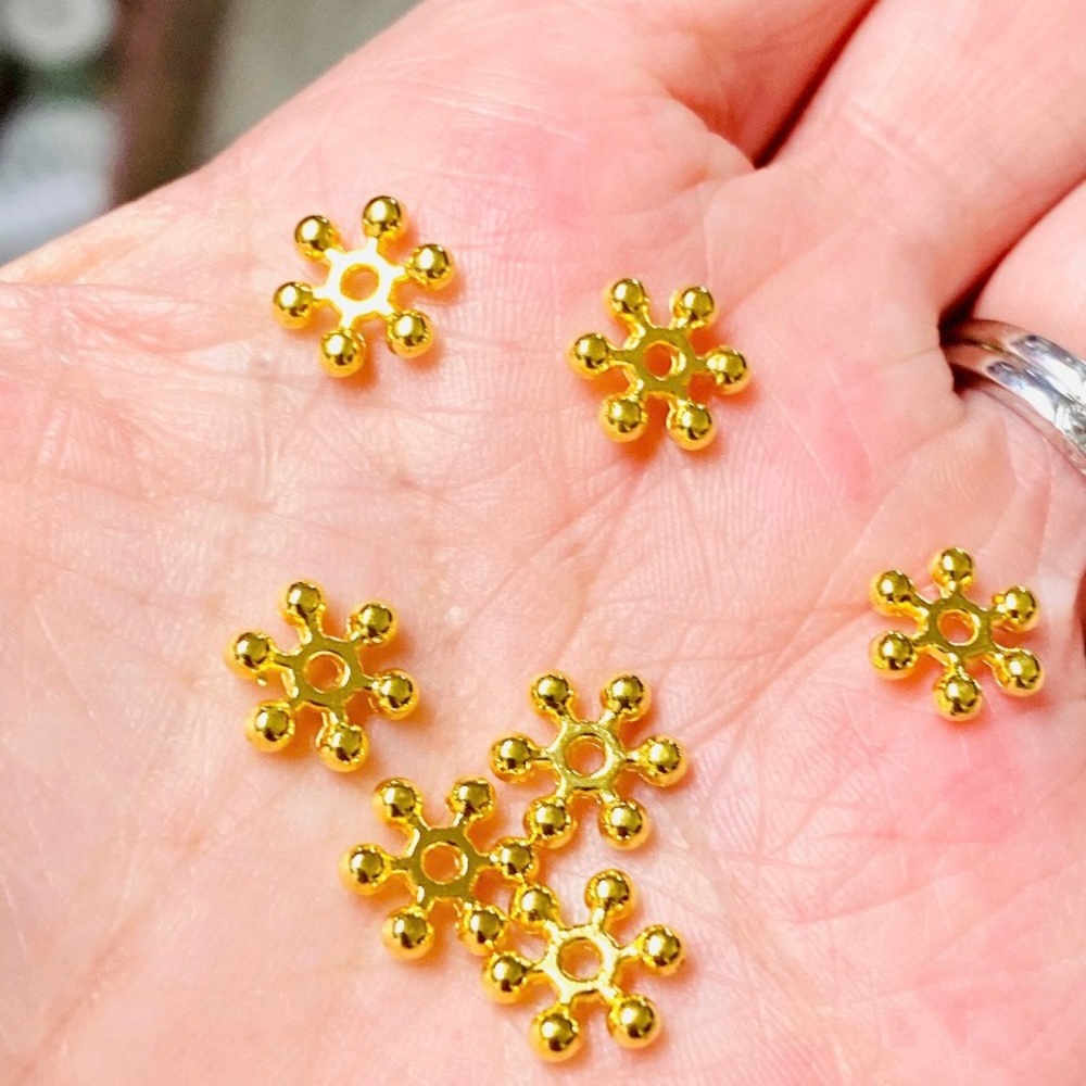 50 Gold Snowflake spacer beads, jewelry beads, bracelet beads, jewelry making